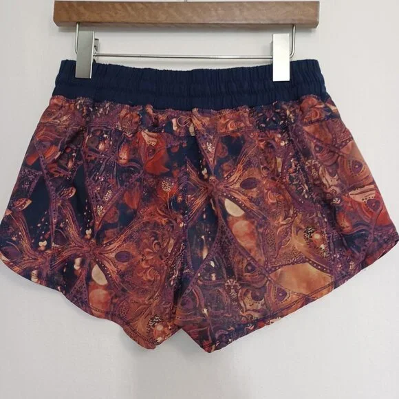 Calia by Carrie Underwood Shorts Pull On Tie Waist Blue Multi Womens Small - Picture 3 of 12